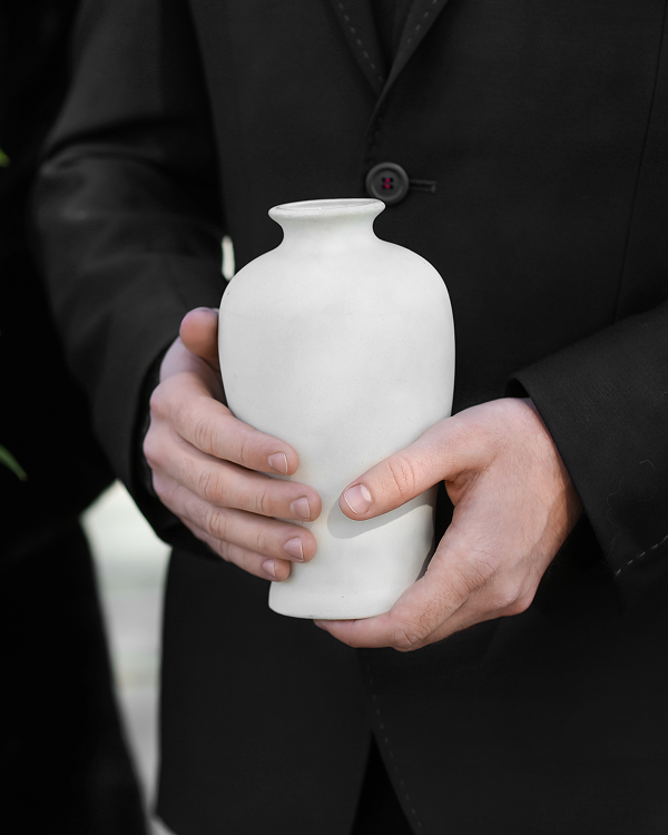 cremation urn